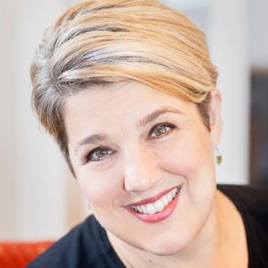 Meet your Posher, Denise